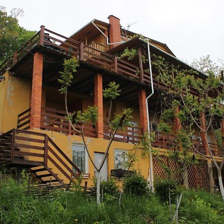 Гостевой Дом "Дача Салтов" Staryy Saltiv Exterior foto