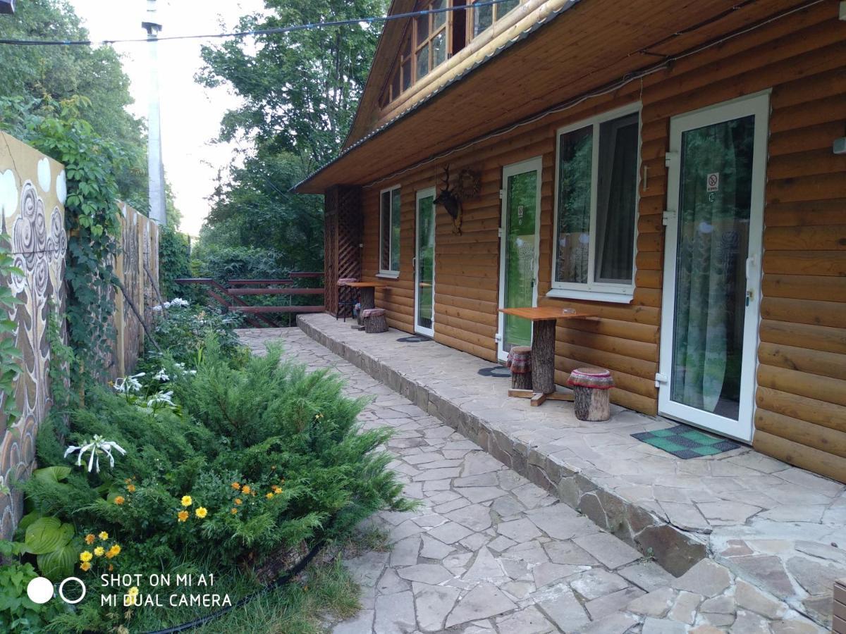 Гостевой Дом "Дача Салтов" Staryy Saltiv Exterior foto